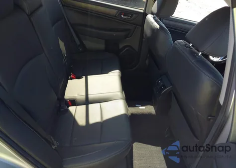 2015 Subaru Outback 2.5I Limited z USA, uszkodzony, nr VIN 4S4BSBNC2F3361573